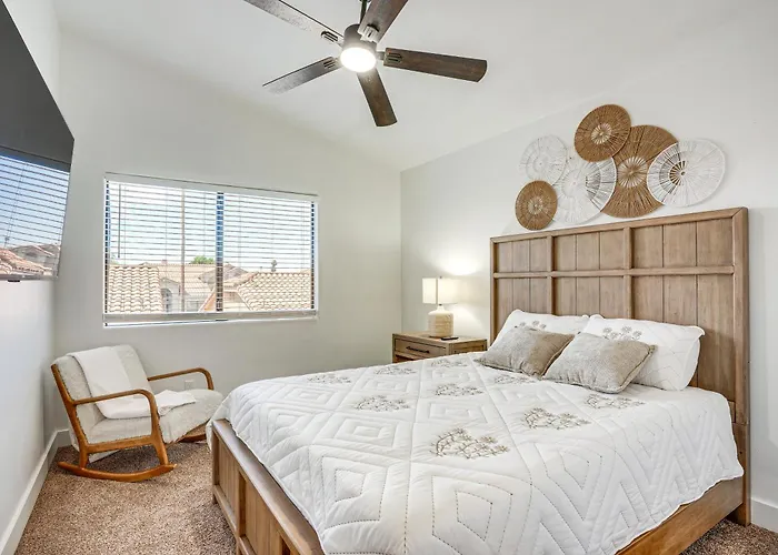 Holiday home Recently Remodeled Retreat, Private Yard! Avondale